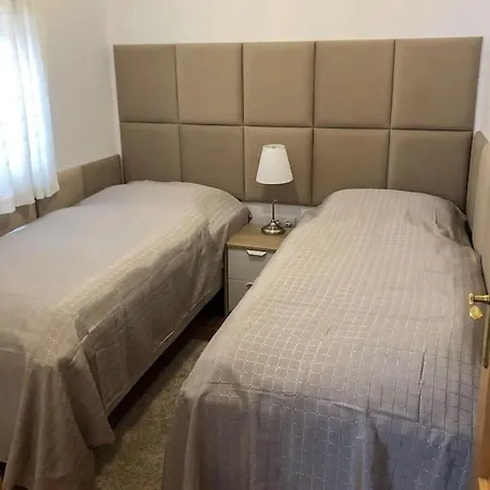 Apartment 41 Calle Espronceda